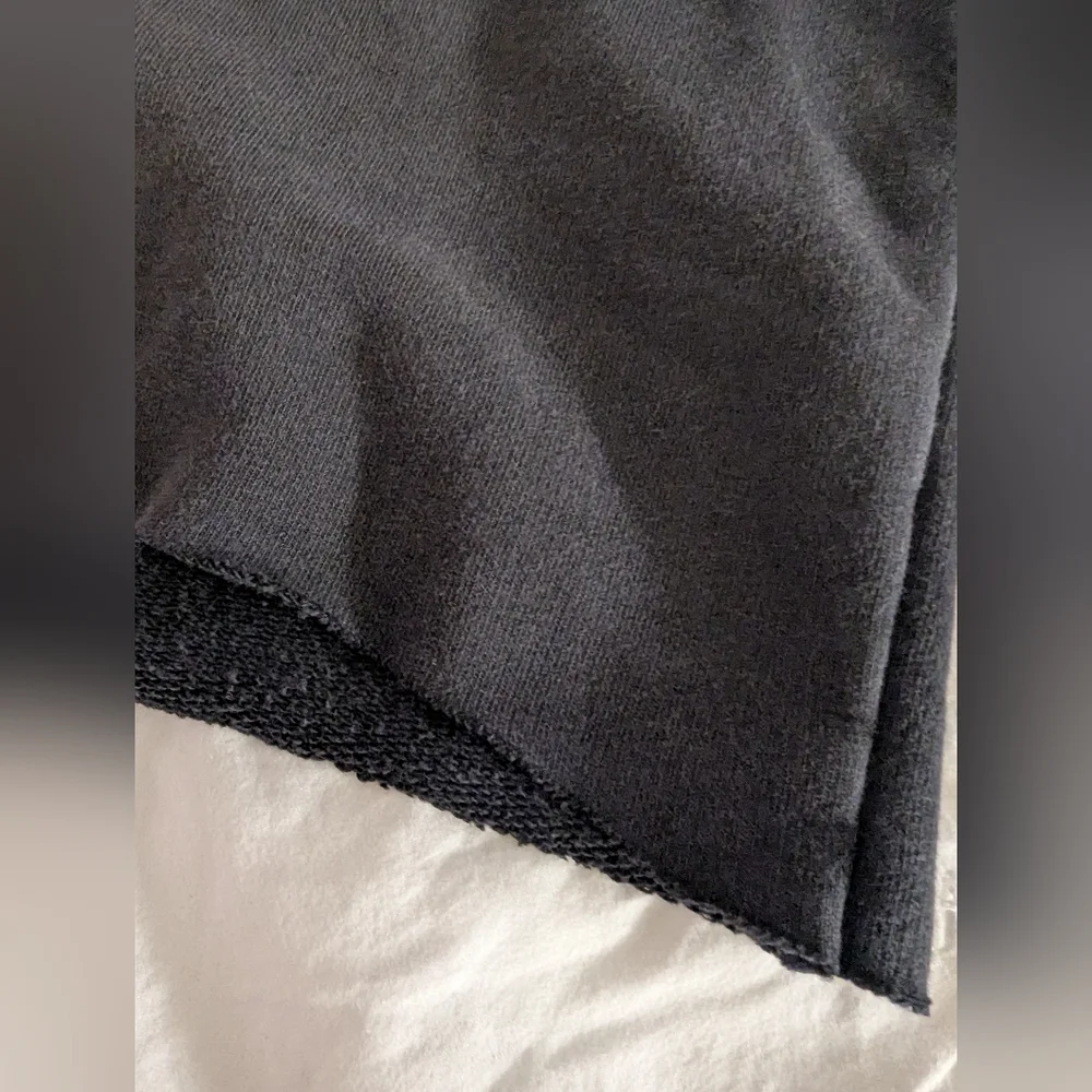 Gymshark Cropped Cotton Blend Hoodie - Raw Edge Hem - Raglan Sleeves - Picture 6 of 9